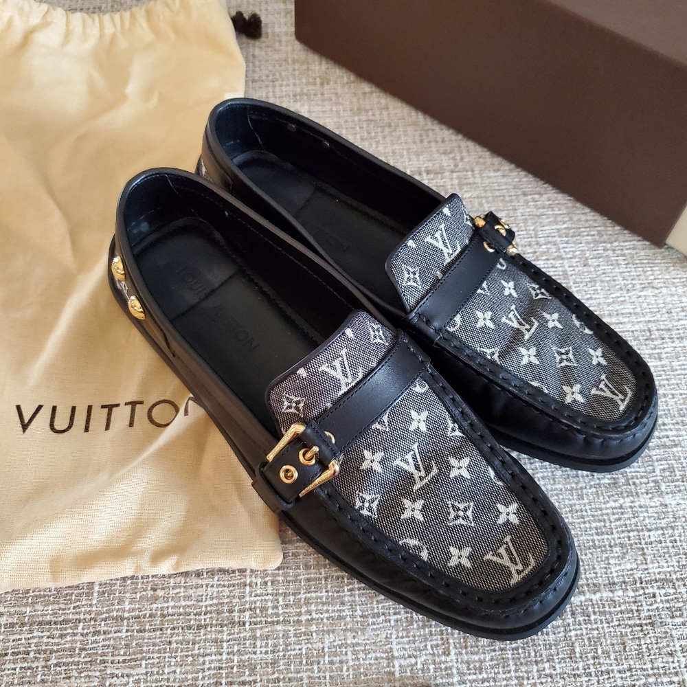 Louis Vuitton Monogram Loafers Authentic - Picture 1 of 13
